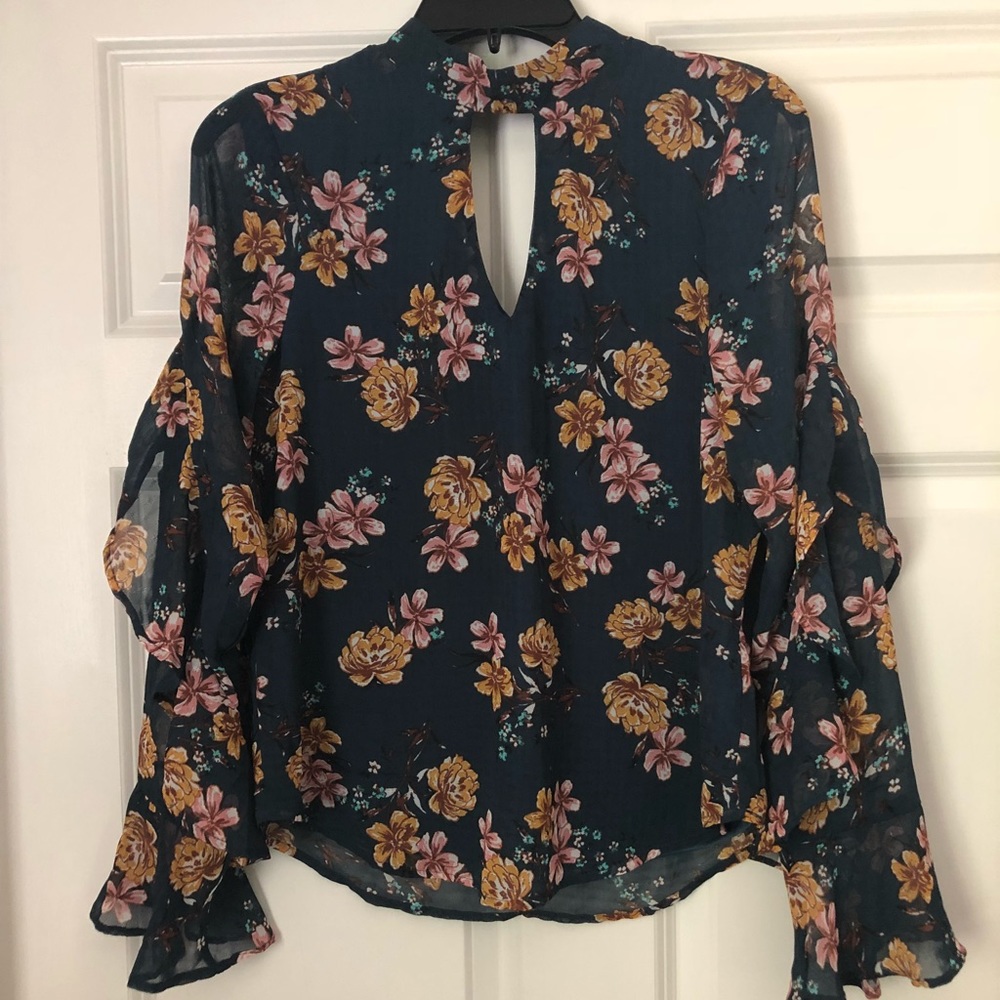 Long sleeve blouse